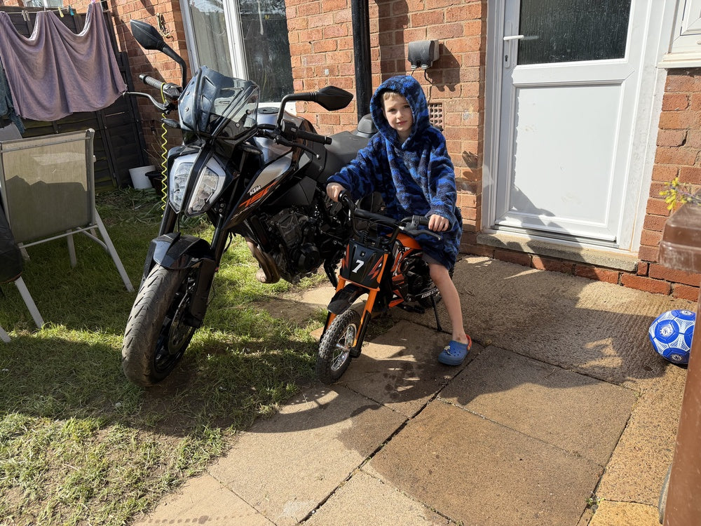 Kubbi kids electric dirt bike Christmas gift lifestyle