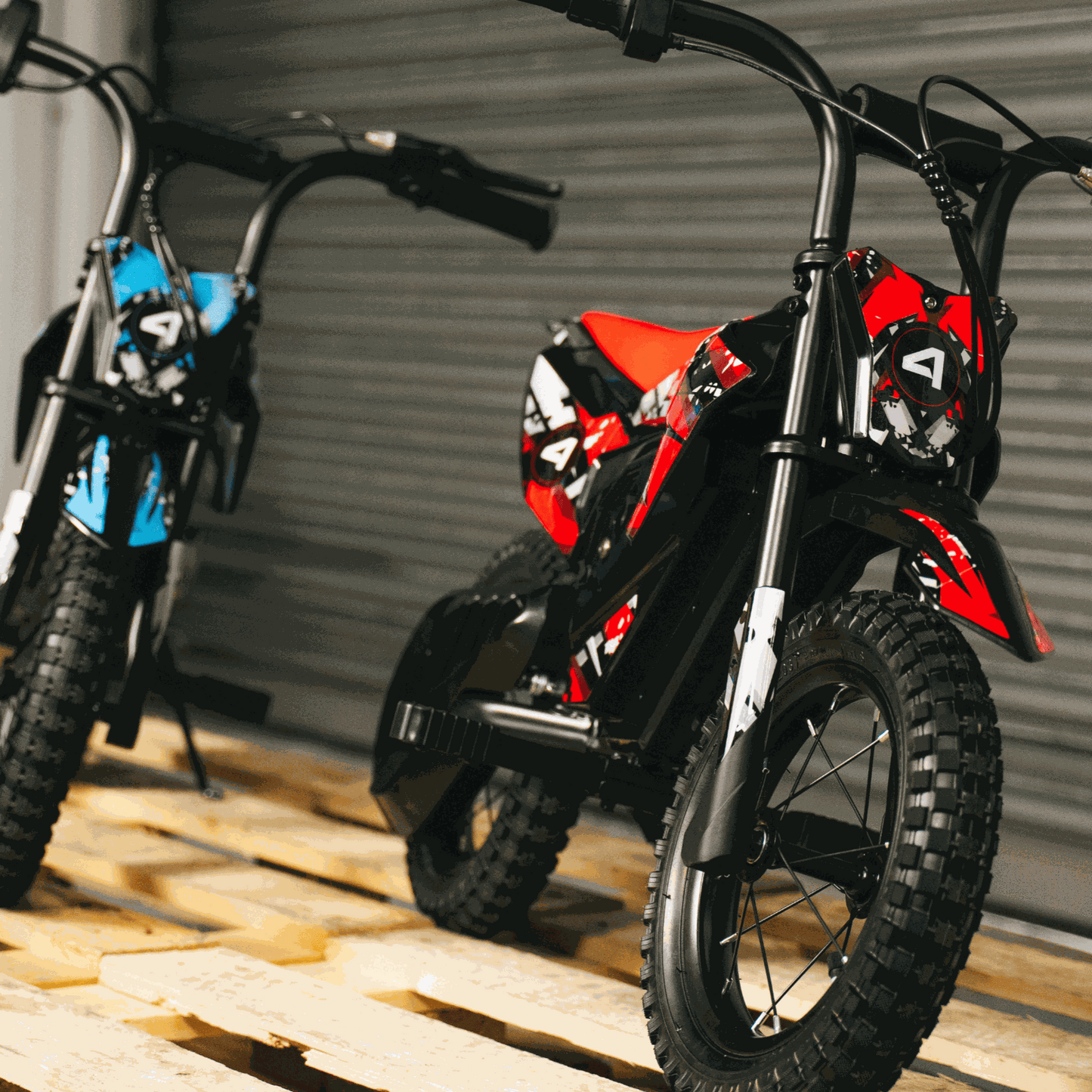 Kubbi K4 Dirt Bike for kids aged 3-7 with 150W motor and 12-inch off-road tires