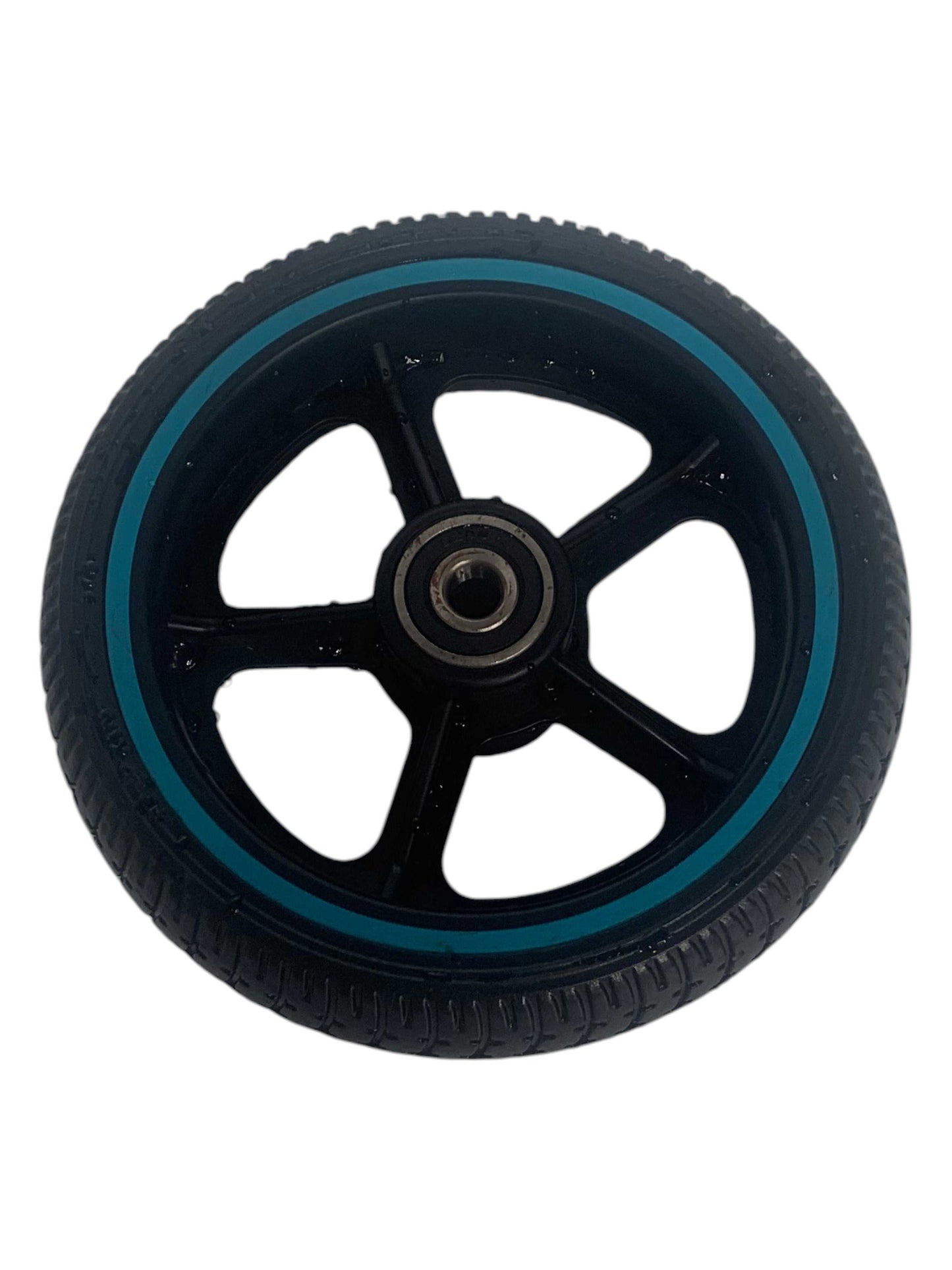 S9 Pro front wheel close-up view on white background